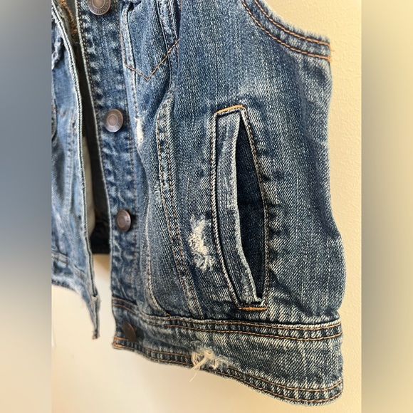 American Eagle Y2K Distressed Denim Vest Medium 2008 - Picture 7 of 11